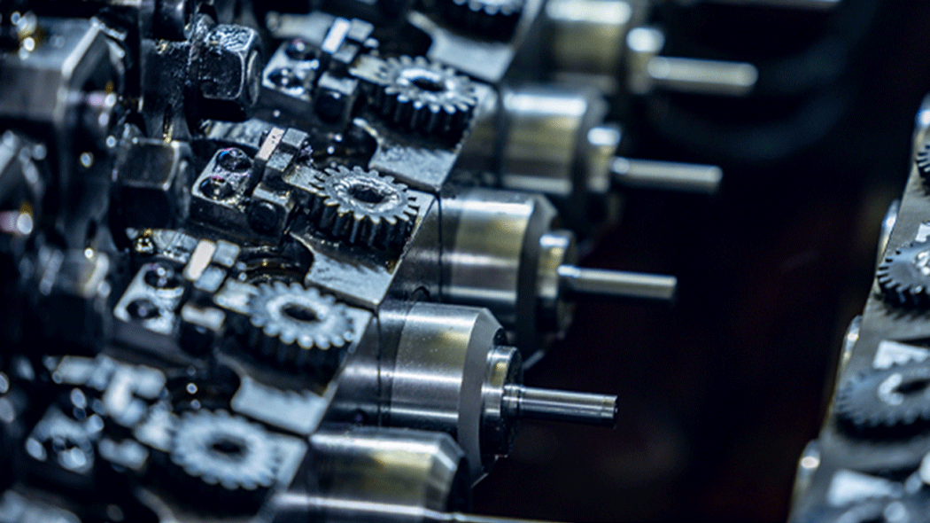 Máquina formadora de piezas