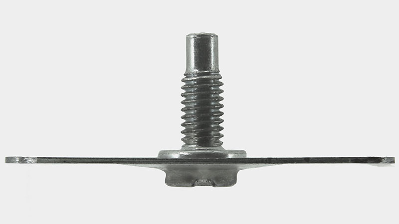 Self piercing bolt